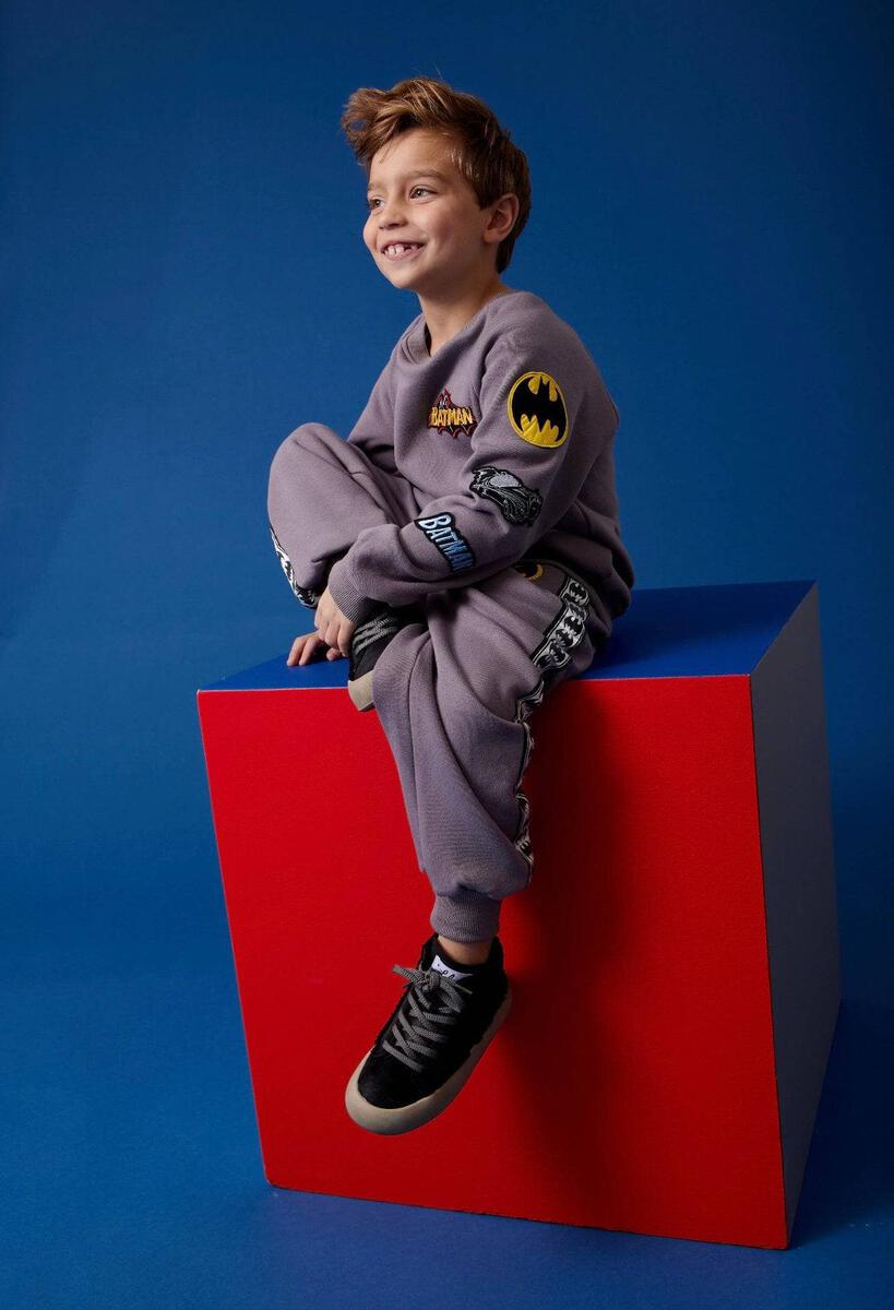 BATMAN SWEATSHIRT AND SWEATPANTS SET (PREORDER) - LOLA AND THE BOYS