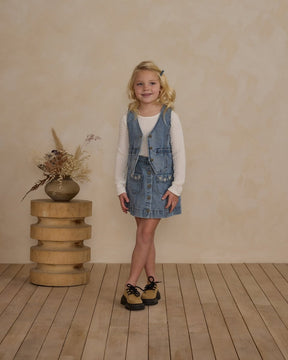 FLOWER DENIM VEST - RYLEE + CRU