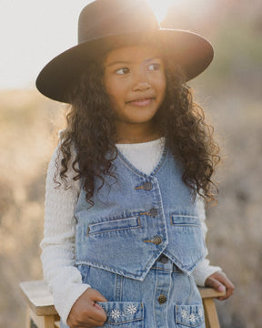 FLOWER DENIM VEST - RYLEE + CRU