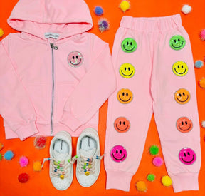 HAPPY SEQUIN SMILEY FACE ZIP UP HOODIE AND SWEATPANTS SET - MINI DREAMERS