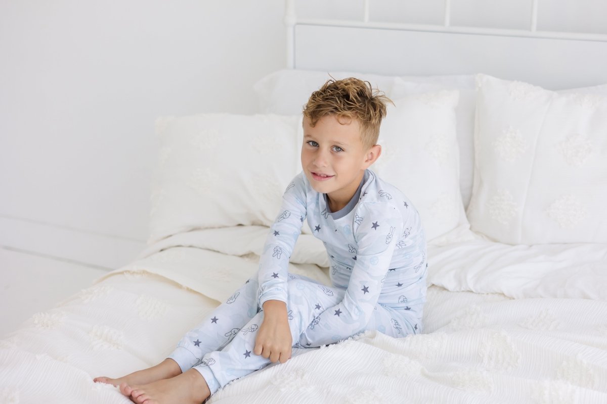 MAVERICKS PEACE SIGN LONG SLEEVE PJS BOYS - ESME